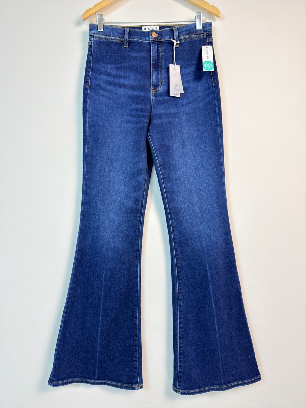 DAZE Denim Sunset Flare High Rise  Jeans 
NWT